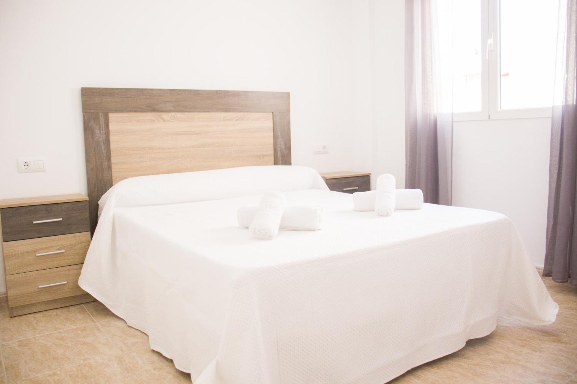 Apartamentos Sol De Агилас Экстерьер фото