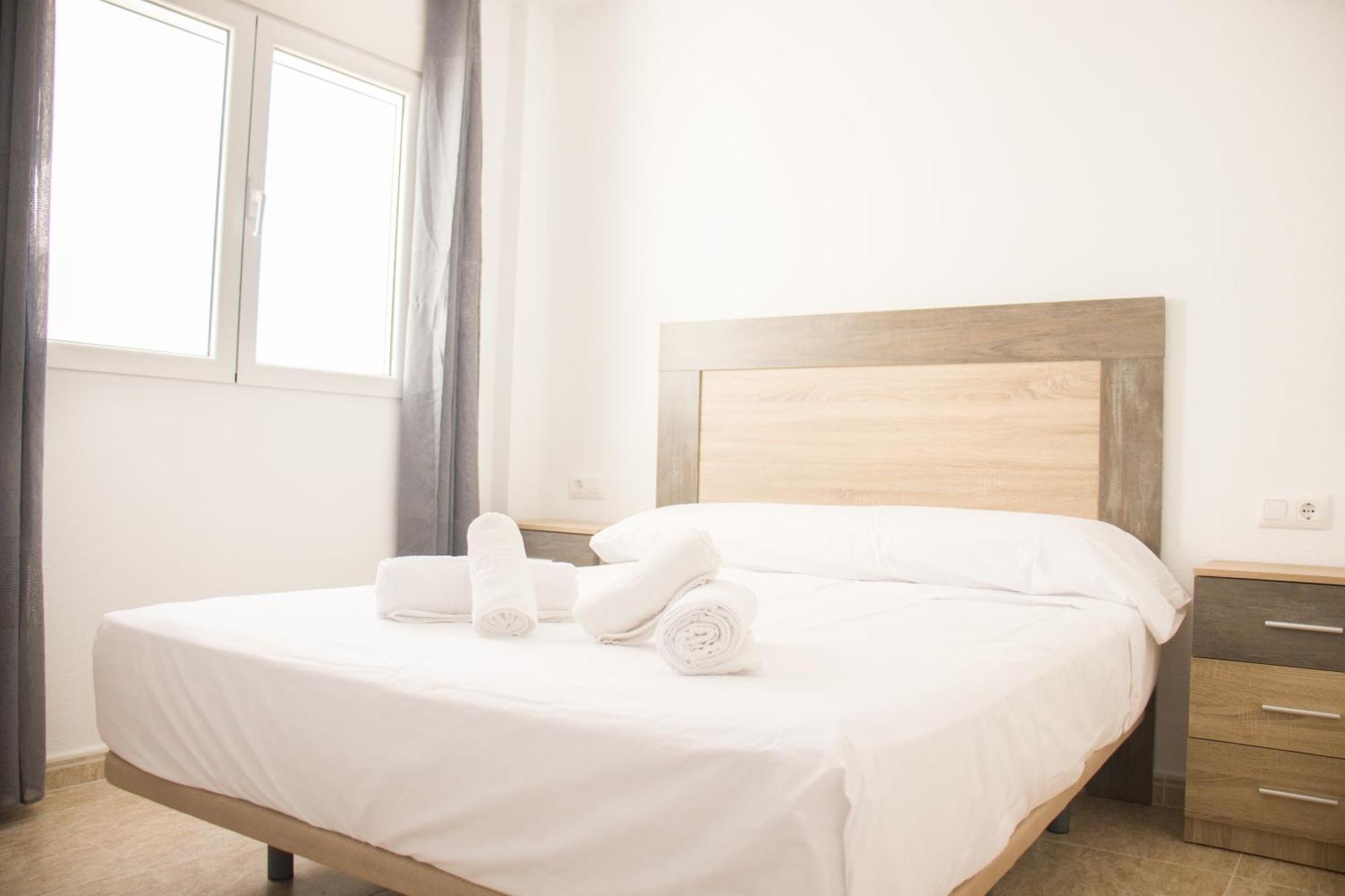 Apartamentos Sol De Агилас Экстерьер фото